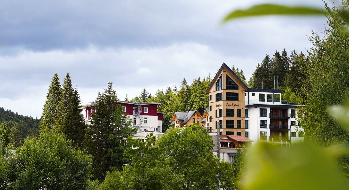 [Translate to english:] Wellnesshotel Schwarzwald Außenansicht des Hotels